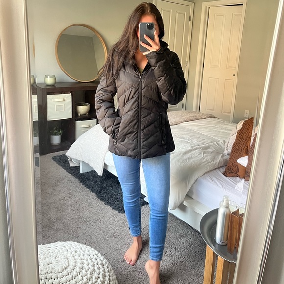 Nautica black winter coat w/ removable hood. Size M. I am 5'2" for reference :) - Picture 1 of 3